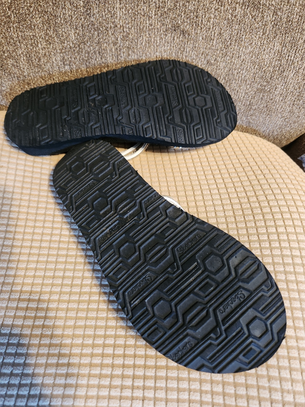 Skechers Women's Black Embellished Slide Sandals Size 7 - Picture 4 of 6